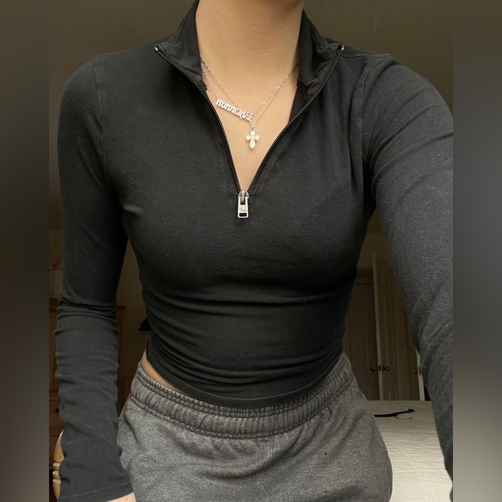 Hollister Long Sleeve Workout Top